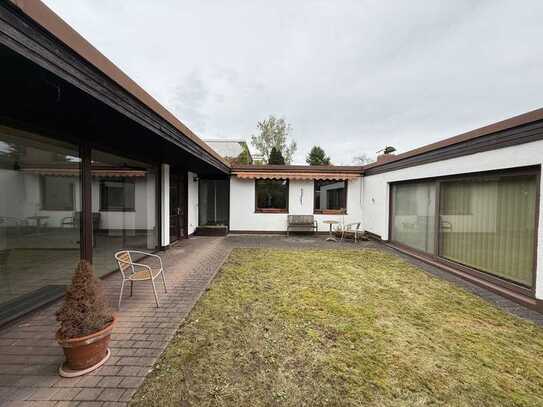 Einfamilien-Bungalow in Mörfelden-Walldorf, Bachstelzenweg 13 zu verkaufen.