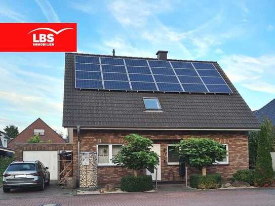 * LBS Marlies Brinker * Junges energieeffizientes Einfamilienhaus in Heek