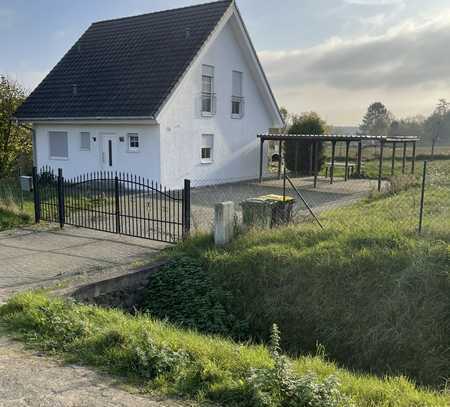 Exklusives Wohnen im Grünen: Traumhaftes Einfamilienhaus mit Weitblick und Top-Anbindung in Kassel-N