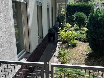 Gepflegte Tiefparterre-Wohnung im grünen Hermsdorf - Vermietet
