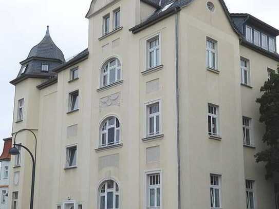 Große stilvolle Zweizimmerwohnung!
