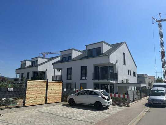 Geräumige 3-Raum-Maisonette-Wohnung mit gehobener Innenausstattung mit Balkon und EBK in Ladenburg