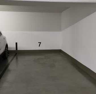 Tiefgaragenstellplatz in zentraler Lage zu vermieten