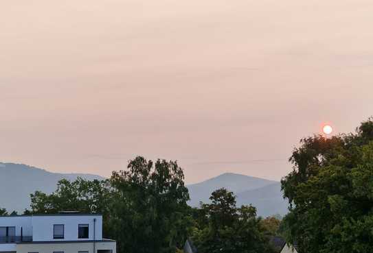 Familienfreundliche Maisonette-Wohnung mit Siebengebirgs-Aussicht