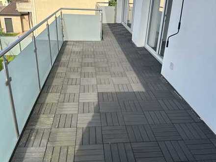 Vollständig renovierte und gehobene 3-Zimmer-Wohnung mit Balkon und Einbauküche in Weinheim West