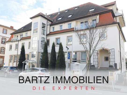 Barrierefreie Büroetage mit Stellplätzen in zentraler Lage von Neustadt
