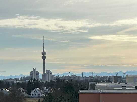 Komplett renovierte Dreizimmer-Wohnung mit schöner Aussicht