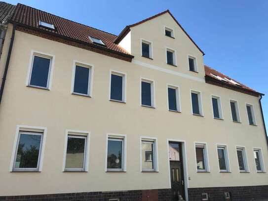 Schöne 2-Zimmerwohnung mit Terrasse und eigenem Gartenanteil