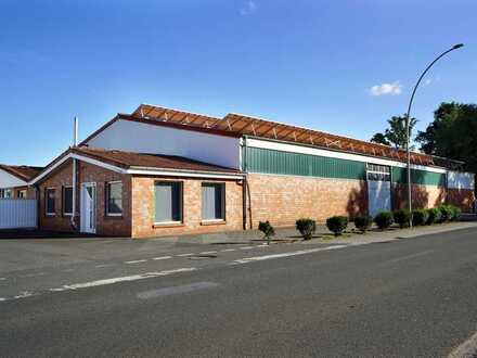 Moderne Hallen- und Büroflächen in Sichtlage