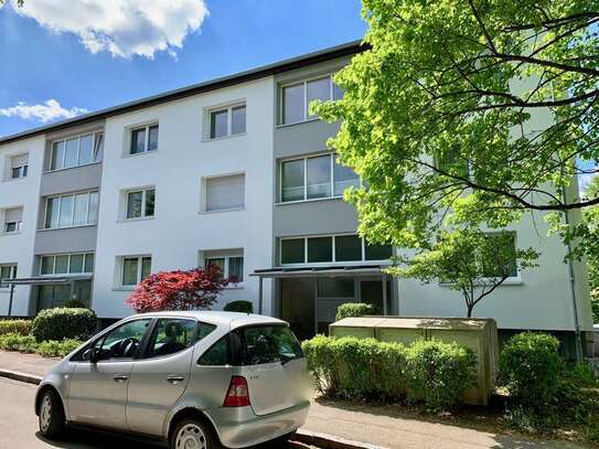 Stilvolle, modernisierte 2-Zimmer-Wohnung mit Balkon in Landsberg am Lech