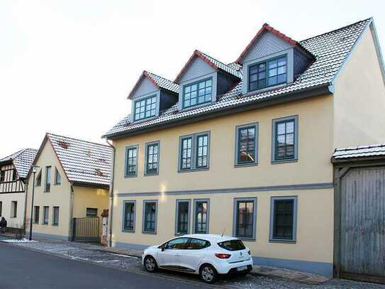vermietete Wohnung 1. OG, gepflegte Wohnanlage in Elxleben