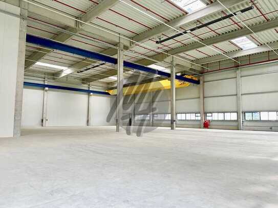 KEINE PROVISION ✓ RAMPE + EBEN ✓ Lager-/Produktion (6.200 m²) & Büro (1.400 m²)