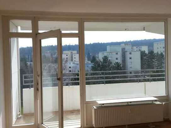 Helle 3-Zimmer-Wohnung mit Balkon und EBK in Oberursel (provisionsfrei)