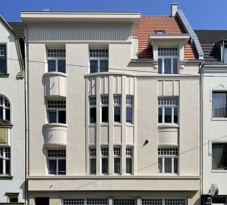 Altbauwohnung im Denkmal, saniert in Köln-Sülz