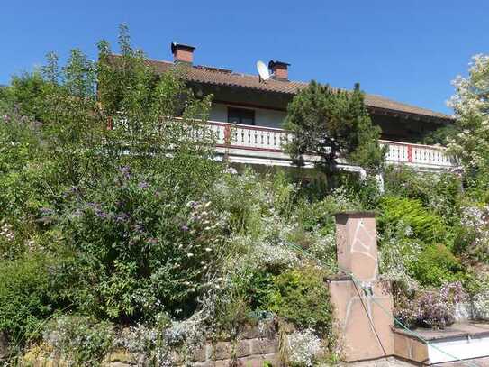 ***Traumhafte Lage! Wohnhaus mit großem Garten, nicht nur für Naturliebhaber in Erbach-Schönnen***