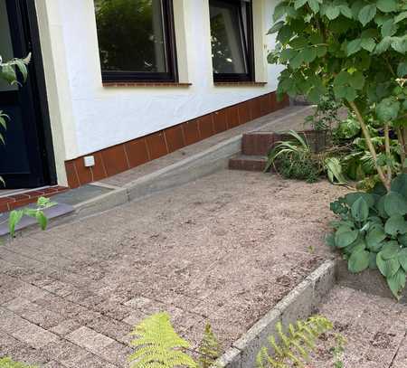 Gemütliche 2 Zimmerwohnung mit Küche Bad/Dusche kleine Terrasse