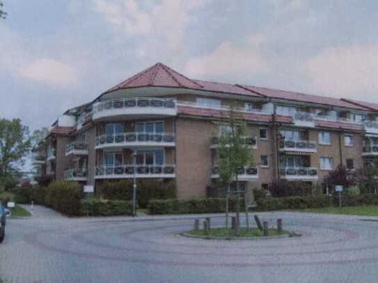 Exklusive, gepflegte 2-Zimmer-Wohnung mit Balkon und Einbauküche in Norderstedt
