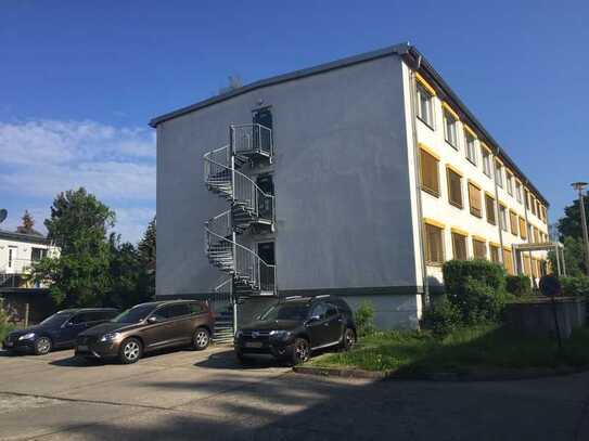 Büro mit 2 Zimmern im Bürohaus in Berlin-Weissensee