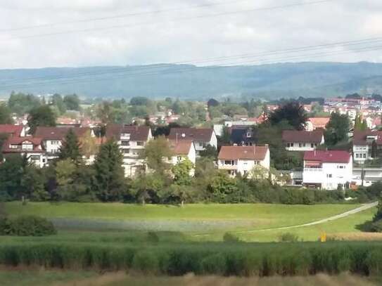 Helle 2-Zimmer-Wohnung mit Balkon und Einbauküche in Backnang, S-Bahn-Nähe