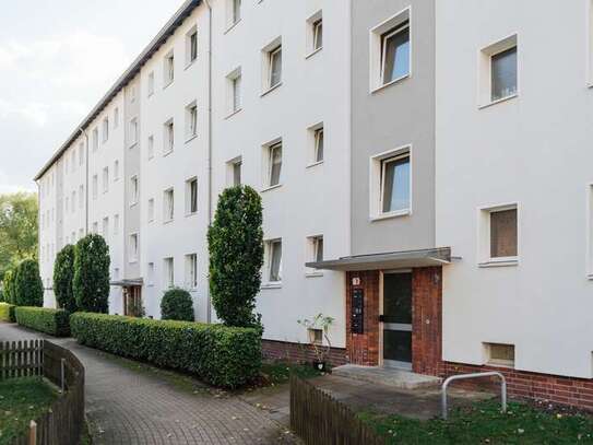 gut geschnittene 3 Zimmer Wohnung mit Balkon