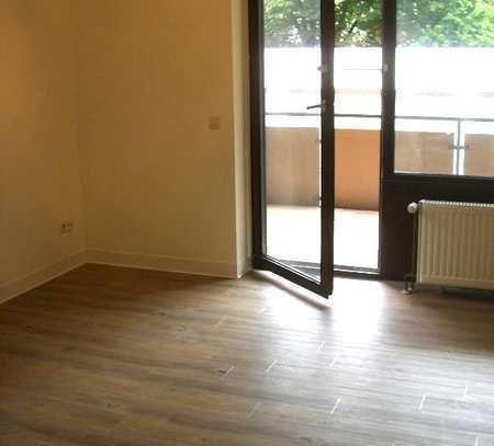 Appartement mit Balkon + Parkplatz! Was das Herz begehrt...