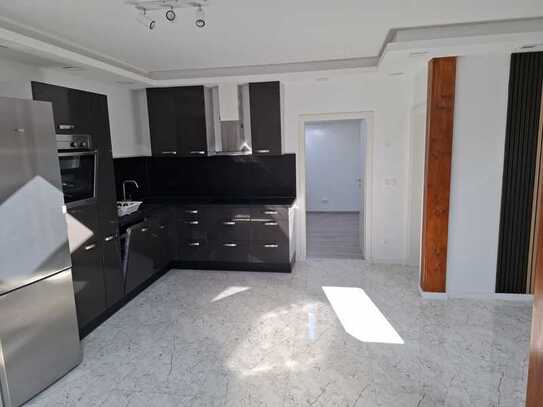 Attraktive und neuwertige 3-Zimmer-Wohnung mit gehobener Innenausstattung in Bexbach