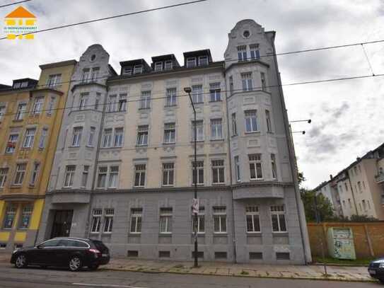 WG geeignete Wohnung mit Balkon und Option auf Einbauküche in UNI-Nähe???