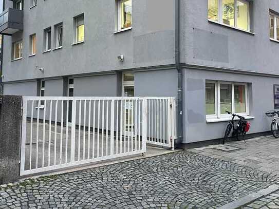 414 qm Verkauf-Büro-Lager mit Parkmöglichkeit im Hof