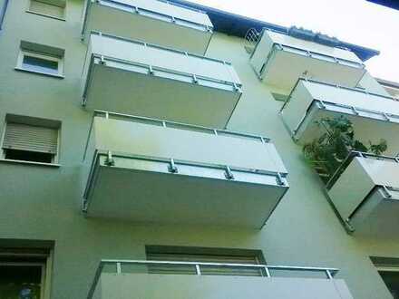 Helle 2-Zi.-Wohnung mit Balkon in KA-Innenstadt inkl. Garage
