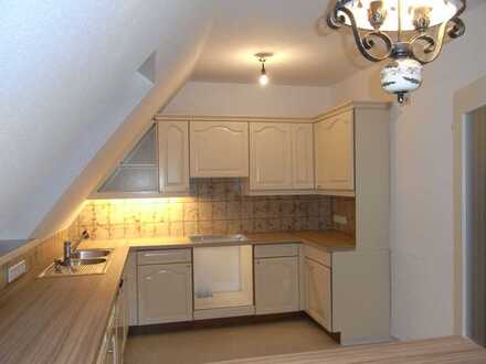 3 1/2-Zimmer-Dachgeschosswohnung mit Süd-West-Balkon, provisionsfrei