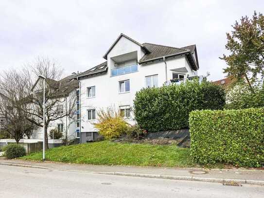 Moderne Wohnung mit DORFCHARME: Balkon mit Blick ins Grüne, 3 Zimmern, Garage und Keller