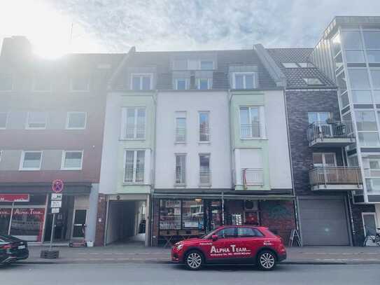 Gewerbeeinheit gegenüber der Herz-Jesu-Kirche mit eigenem Vorplatz!