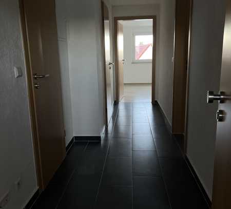 Schöne und helle 2 - Zimmer Wohnung in Korb