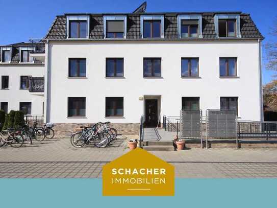 Exklusive 3-Zimmer-Dachgeschosswohnung mit Balkon u. Fahrstuhl in Finkenkruger Toplage