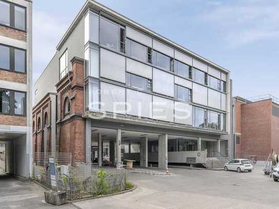 ATTRAKTIVE BÜROFLÄCHEN IN BARMBEK: 
MODERNE AUSSTATTUNG IN HELLEN BÜROFLÄCHEN