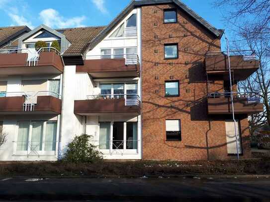 Krefeld-Bockum: Attraktive Galerie-Wohnung mit Einbauküche und Balkon in beliebter Lage!