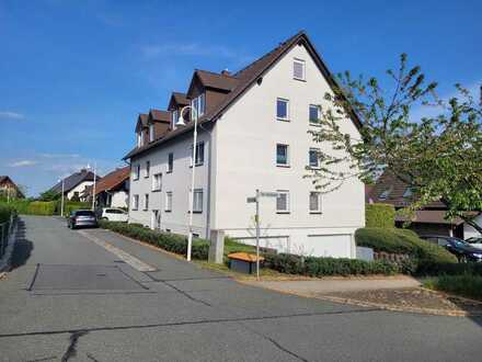 Ruhige 3-Zimmer-Wohnung mit Balkon und Garage in Gornau zu verkaufen