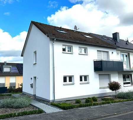 Modernes Einfamilienhaus mit Einbauküche, Garage und Garten in Brühl