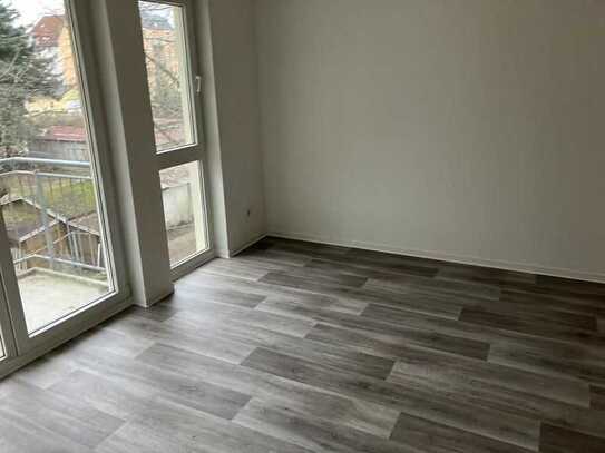 Günstige 2-Zimmer mit Tiefgarage, Dusche und Balkon in beliebter Lage!