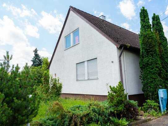 Freistehendes Einfamilienhaus mit herrlichen Südgarten