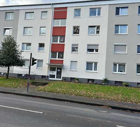 PROVISIONSFREI *Schöne helle 3 Zimmer Wohnung mit Balkon