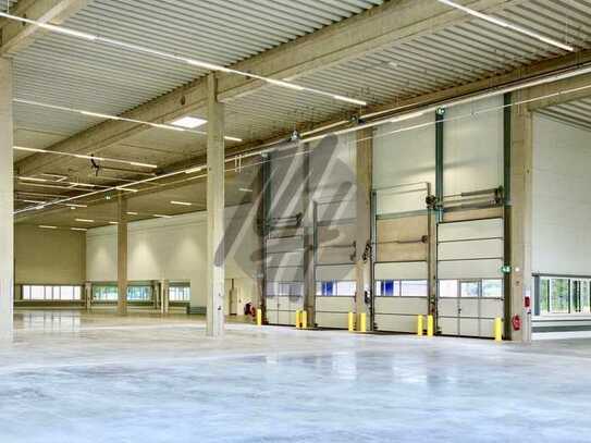 SCHNELL VERFÜGBAR ✓ Lagerflächen (5.000 m²) & Büroflächen (500 m²)