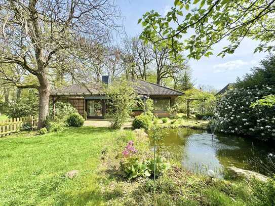 Großzügiger & ansprechender Bungalow mit idyllischem Garten in reizvoller Lage