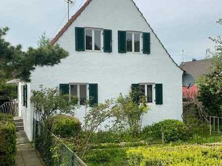 Gepflegtes Einfamilienhaus mit schönem Garten