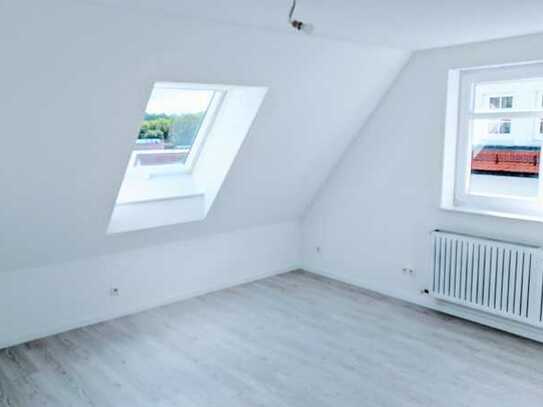 1,5-Zimmer-Wohnung | Erstbezug nach Renovierung nahe Bosch teilmöbliert mit Küche und Stellplatz