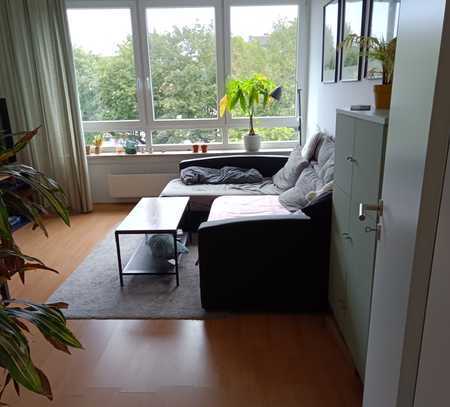 Helle 2 Zimmer Wohnung in Eller