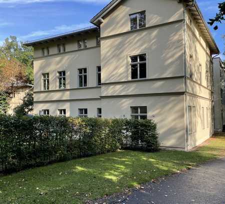 Provisionsfrei direkt vom Eigentümer // Dachgeschoss mit Dachgarten und Blick auf den Pfingstberg