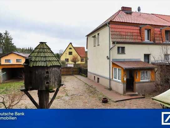 Fördermöglichkeiten durch KFW!- Doppelhaushälfte als Dreiseitenhof mit Photovoltaik in Gielsdorf