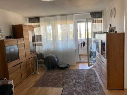 Attraktive 2,5-Raum-Wohnung mit EBK und Balkon in Buchen (Odenwald)
