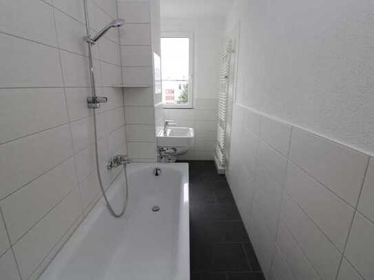 Liebe auf den ersten Blick...tolle 2-RW mit Wanne & Balkon!!!